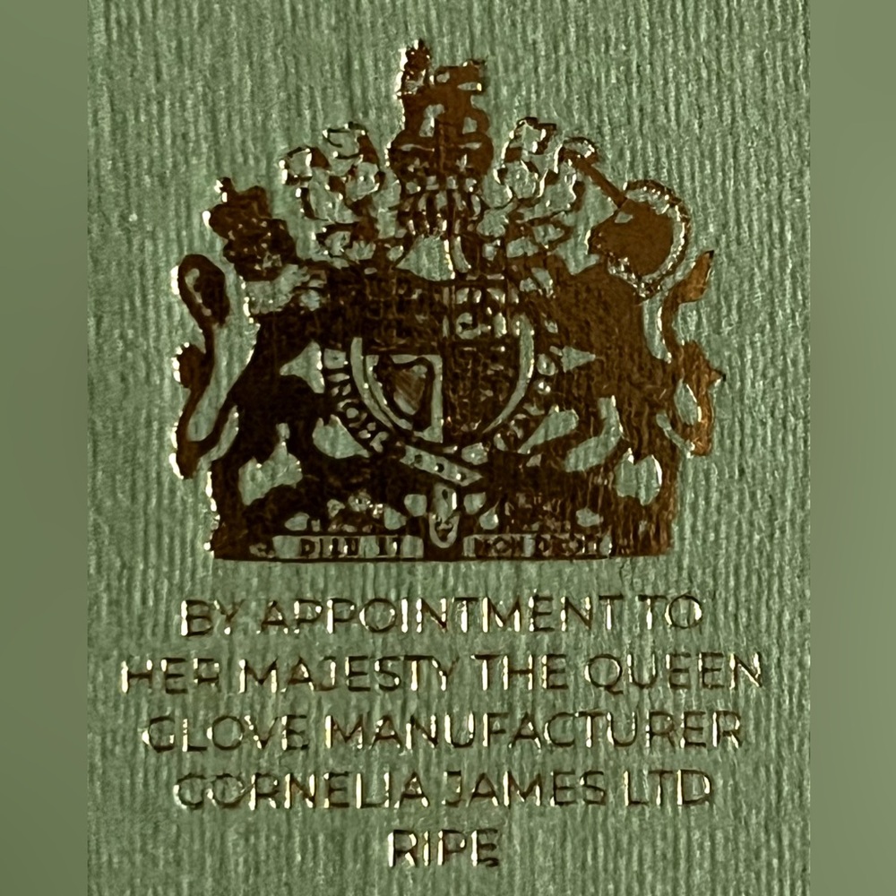 💚Cornelia James Glove Boxes aka Victory Trophies for Posh People💚 - Picture 4 of 16